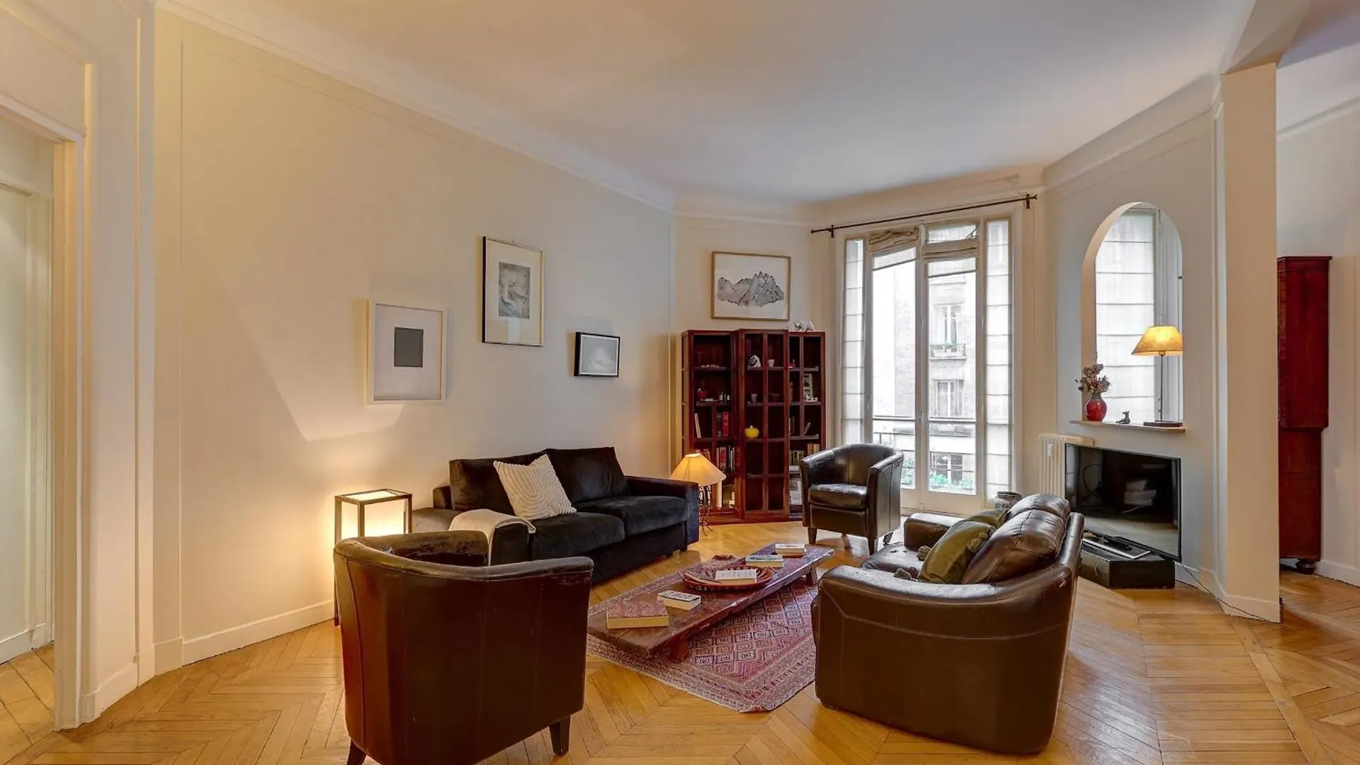 The Seine & Pont De L'alma - 2br With Balcony - Cityapartmentstay Paris