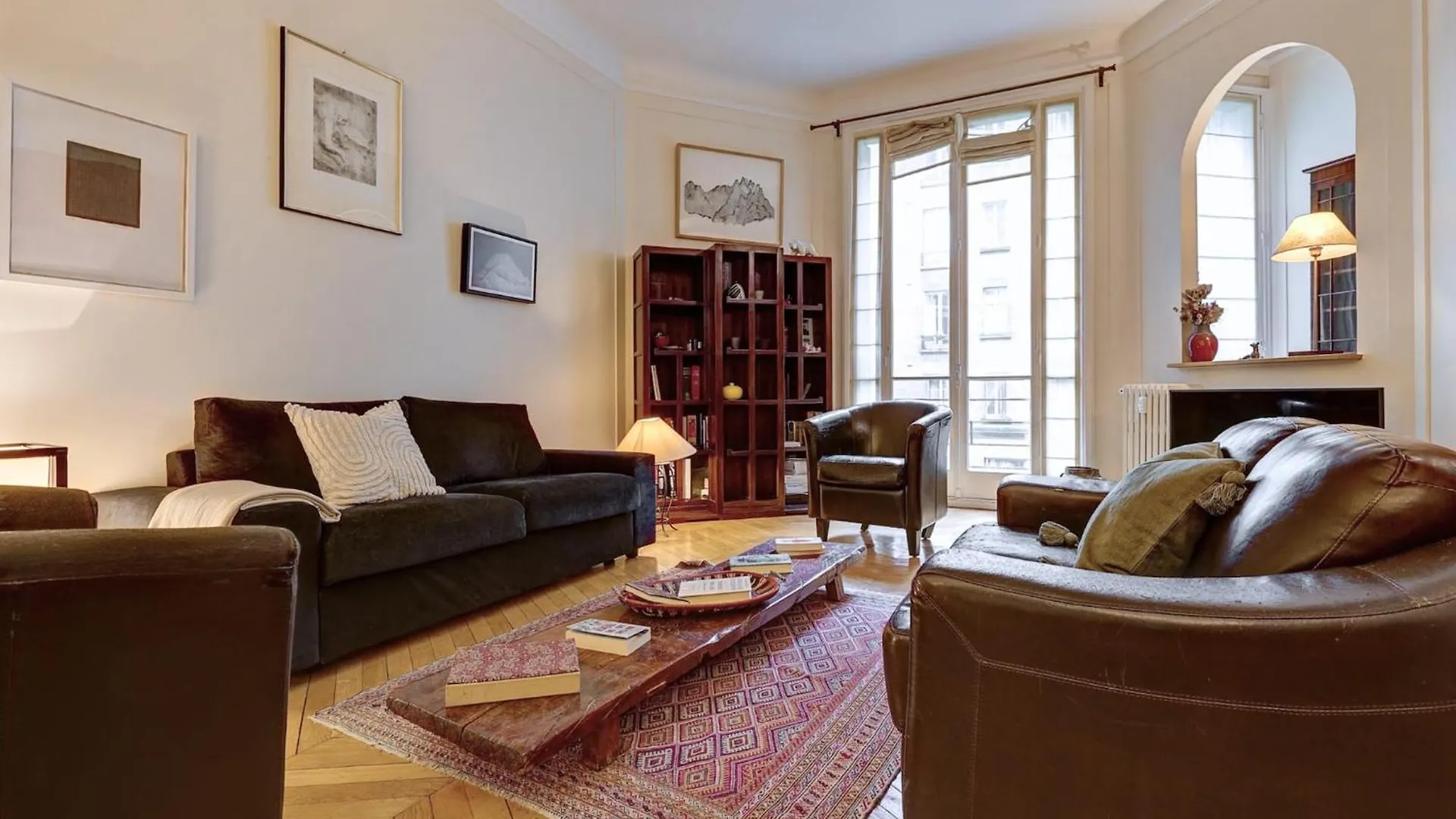 The Seine & Pont De L'alma - 2br With Balcony - Cityapartmentstay *